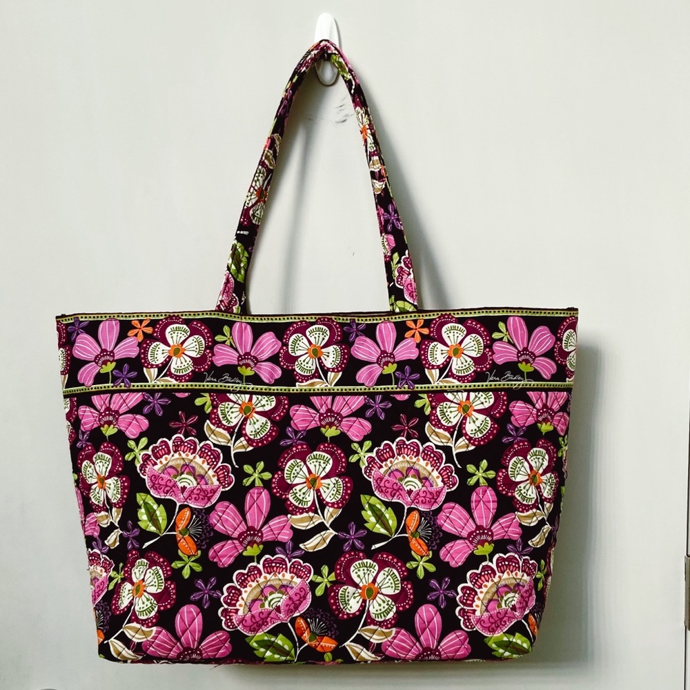 Vera Bradley tote (new without tags)